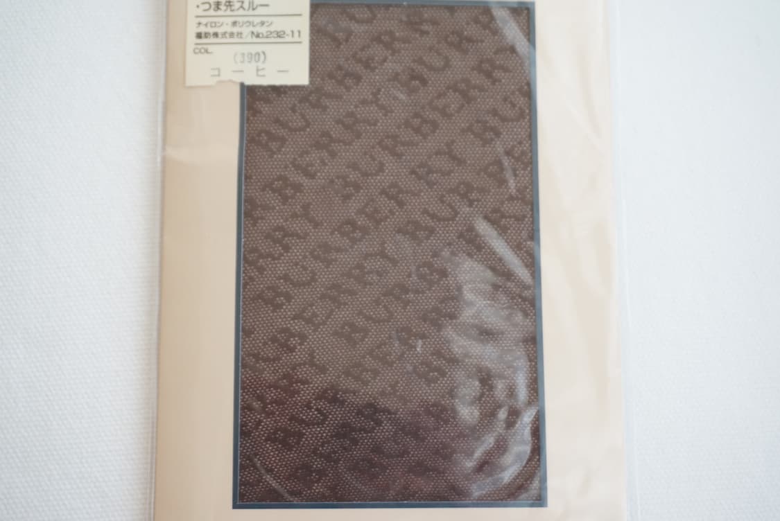 버버리 로고패턴 하이삭스 스타킹 상품이미지3