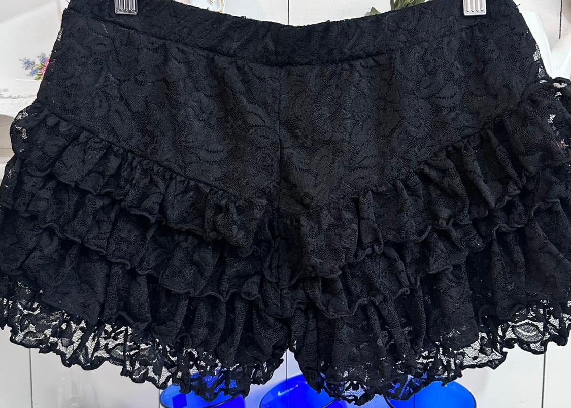 블랙 레이스 프릴 반바지 상품이미지2