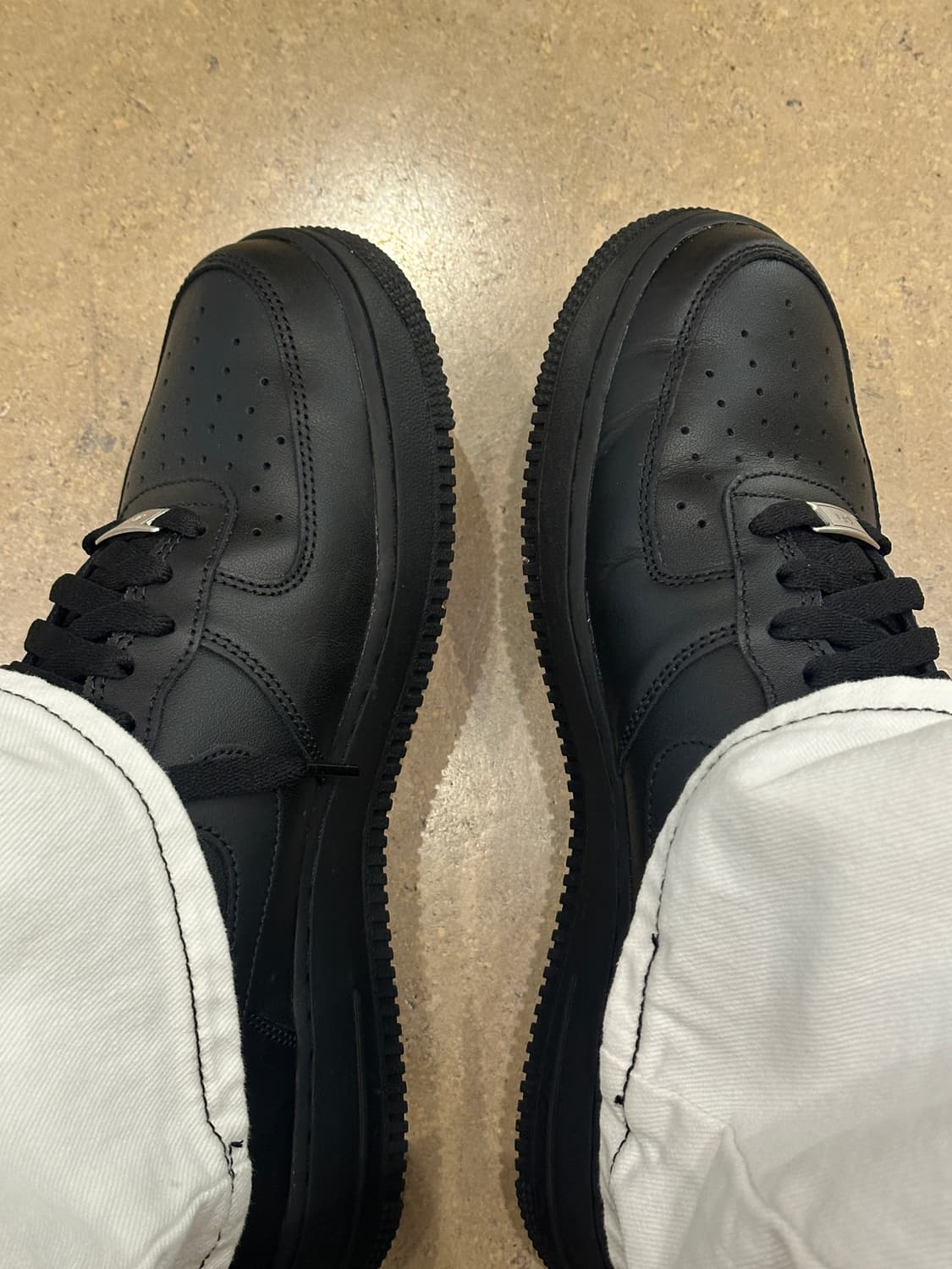 에어포스1 블랙 270 상품이미지1