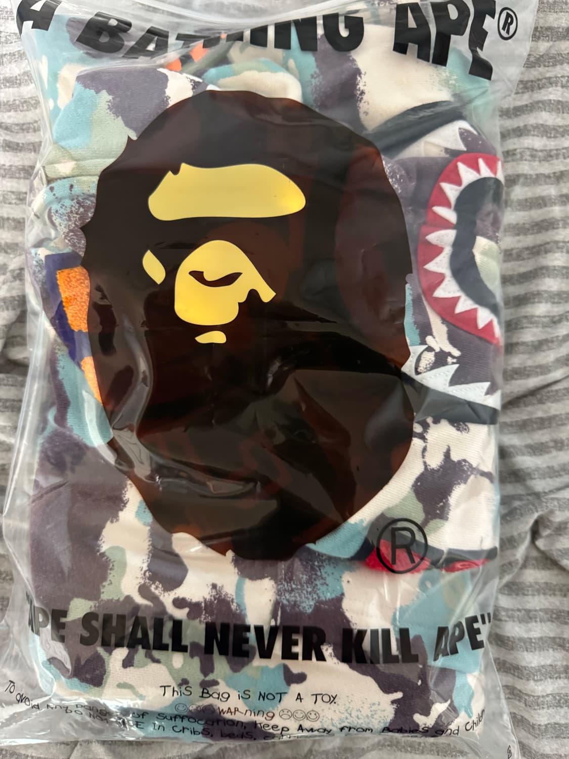 [새상품급](정품)베이프 맵 카모 샤크 후드집업 멀티 상품이미지4