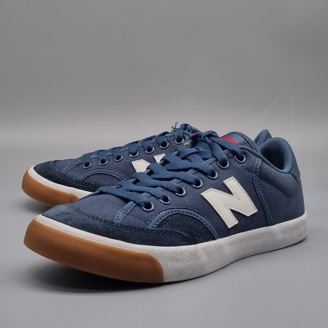 뉴발란스212 여성운동화 240 상품이미지1