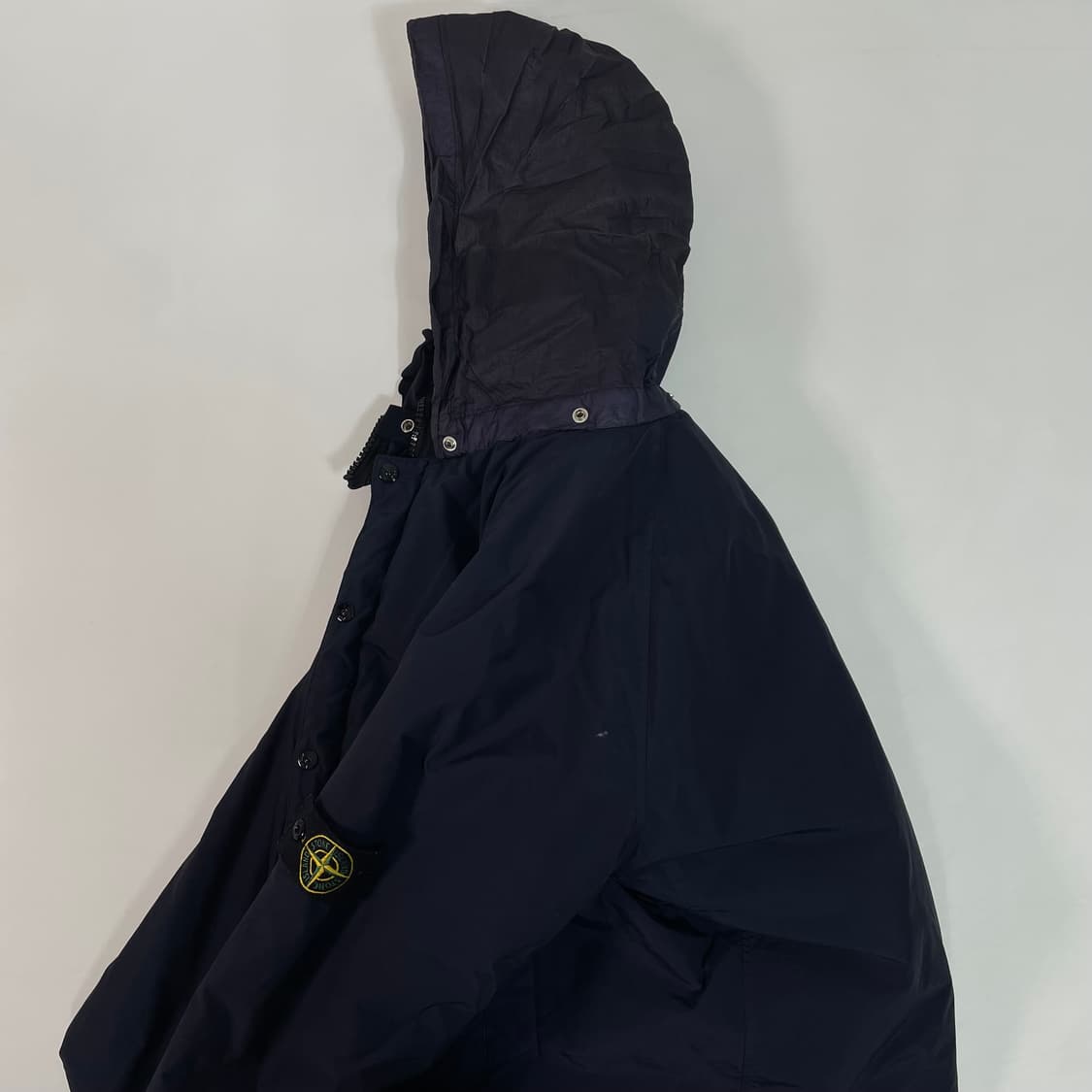 스톤아일랜드 네이비 나일론 바람막이 점퍼 (on.64)    상품이미지4