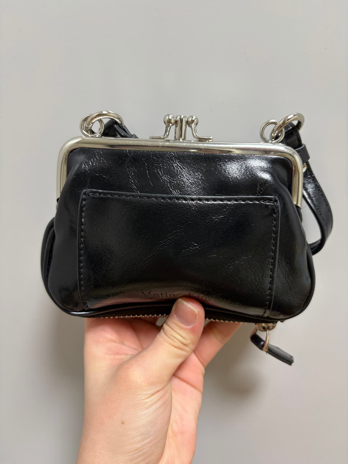 마뗑킴 FRAME 미니 월렛백 블랙(실착 2회) 상품이미지3