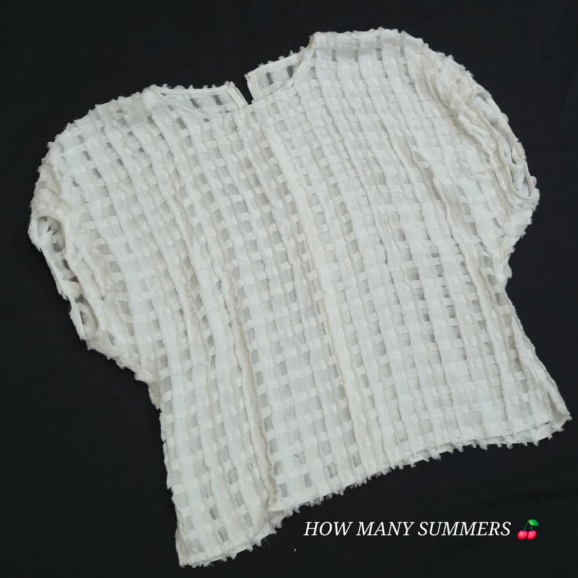 러블리 와플 펀칭 반팔 블라우스 여성 여름 휴양지룩 상의 상품이미지5