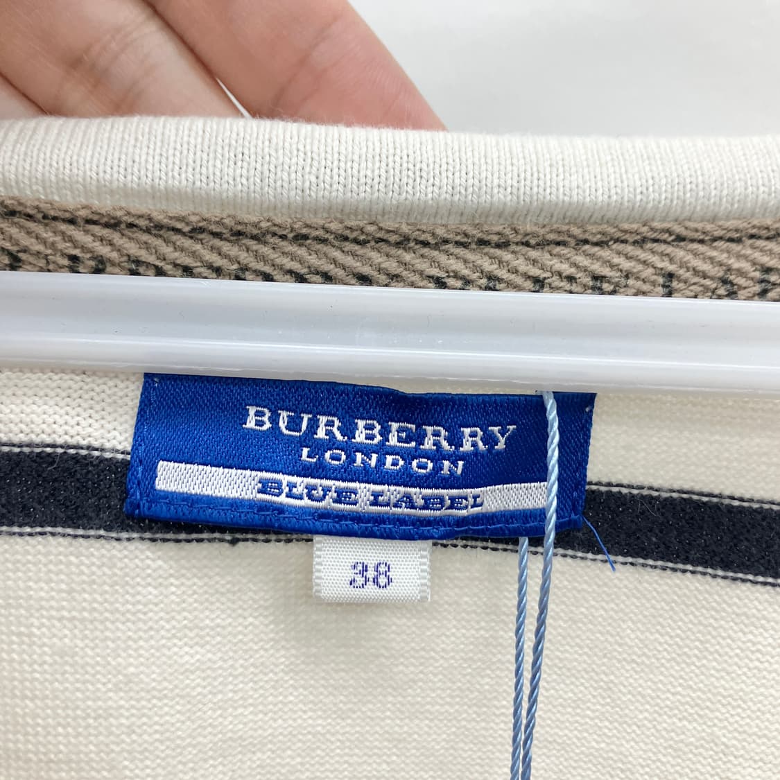 버버리 로고 스트라이프 원피스 상품이미지5