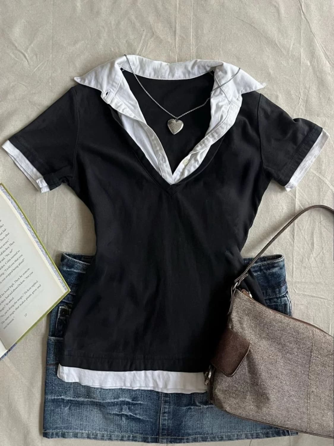 Y2k 그런지 갸루 니혼진 빈티지 핀터 블랙 카라 반팔티 상품이미지1