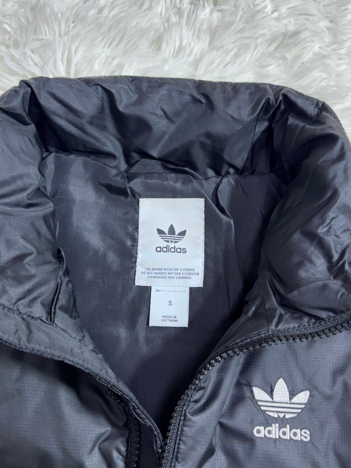 아디다스 블랙 유로파 다운 패딩  상품이미지6