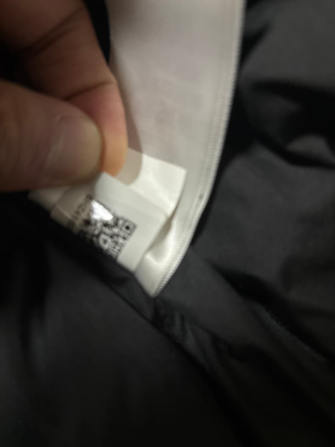 (M) 카우스x노스페이스 패딩 판매 상품이미지3