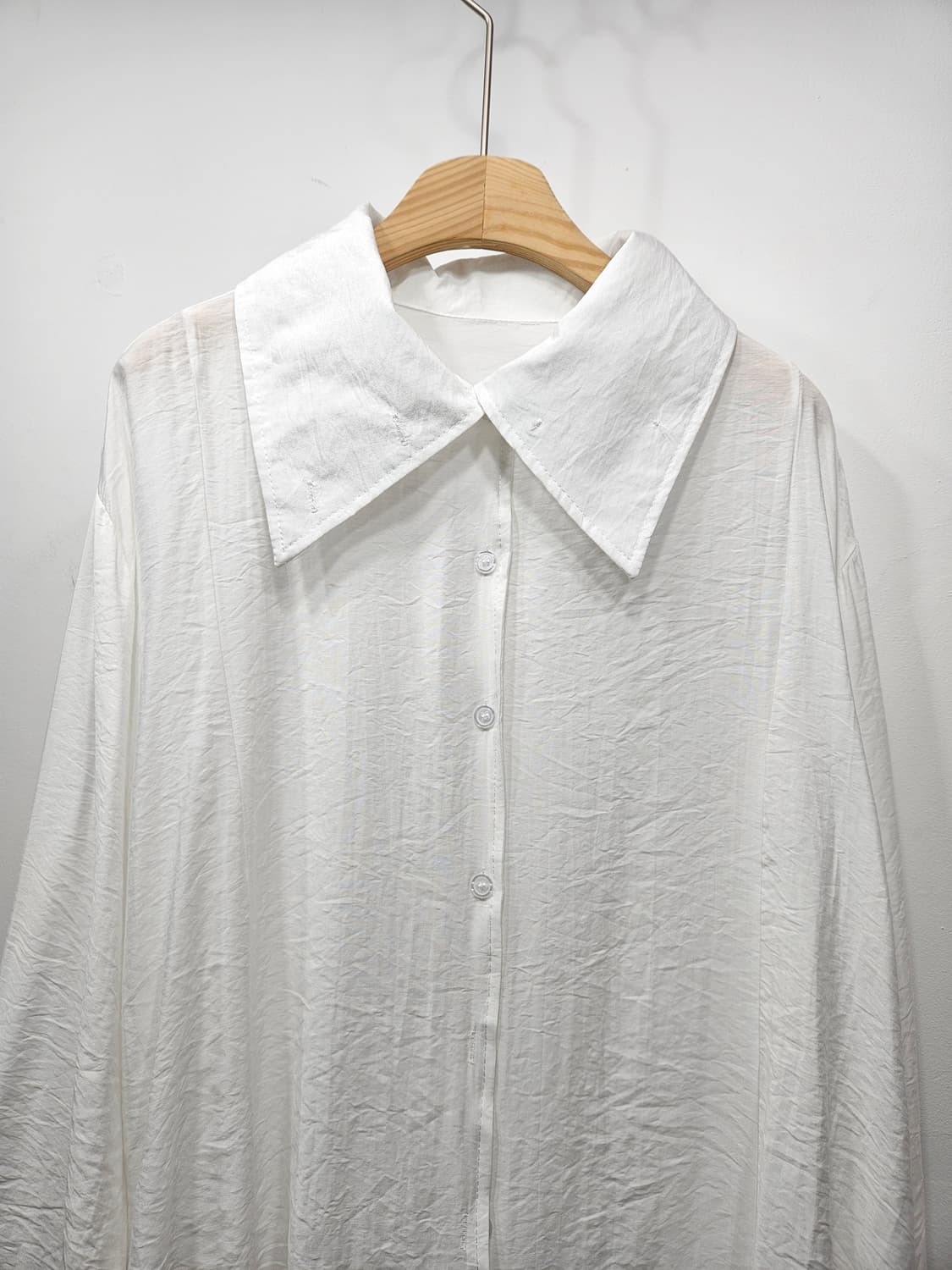 여리여리한 느낌의 빅카라 블라우스 [새상품] Free 상품이미지8