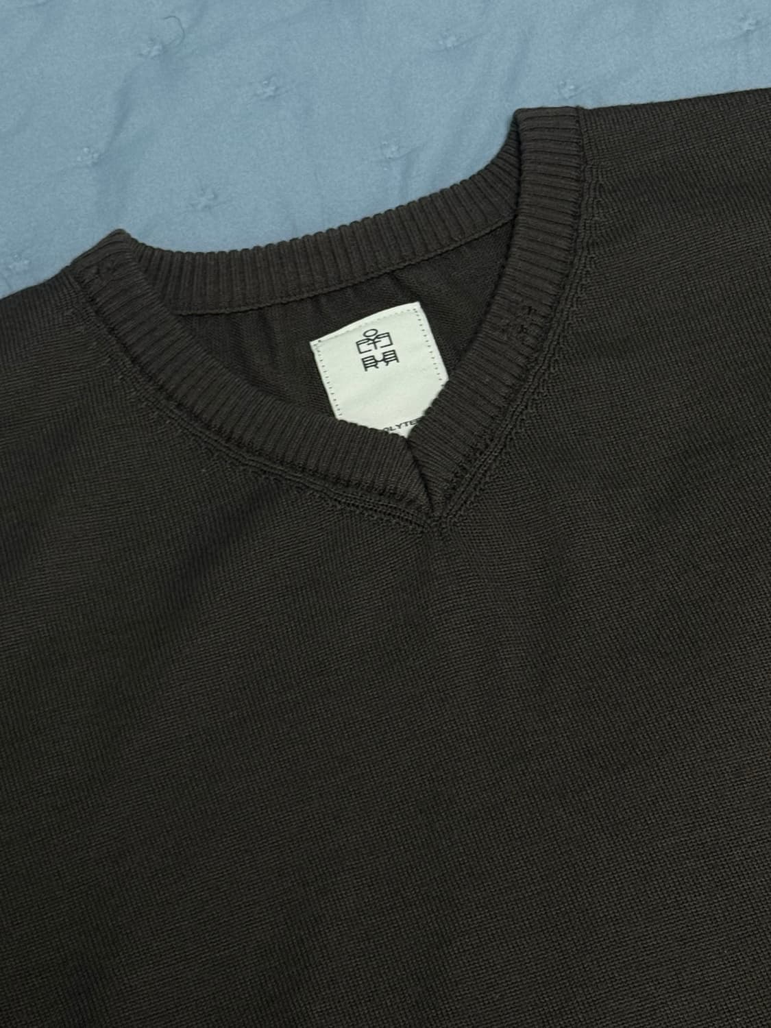 폴리테루 데미지드 니트 브라운 차콜 2사이즈 상품이미지1