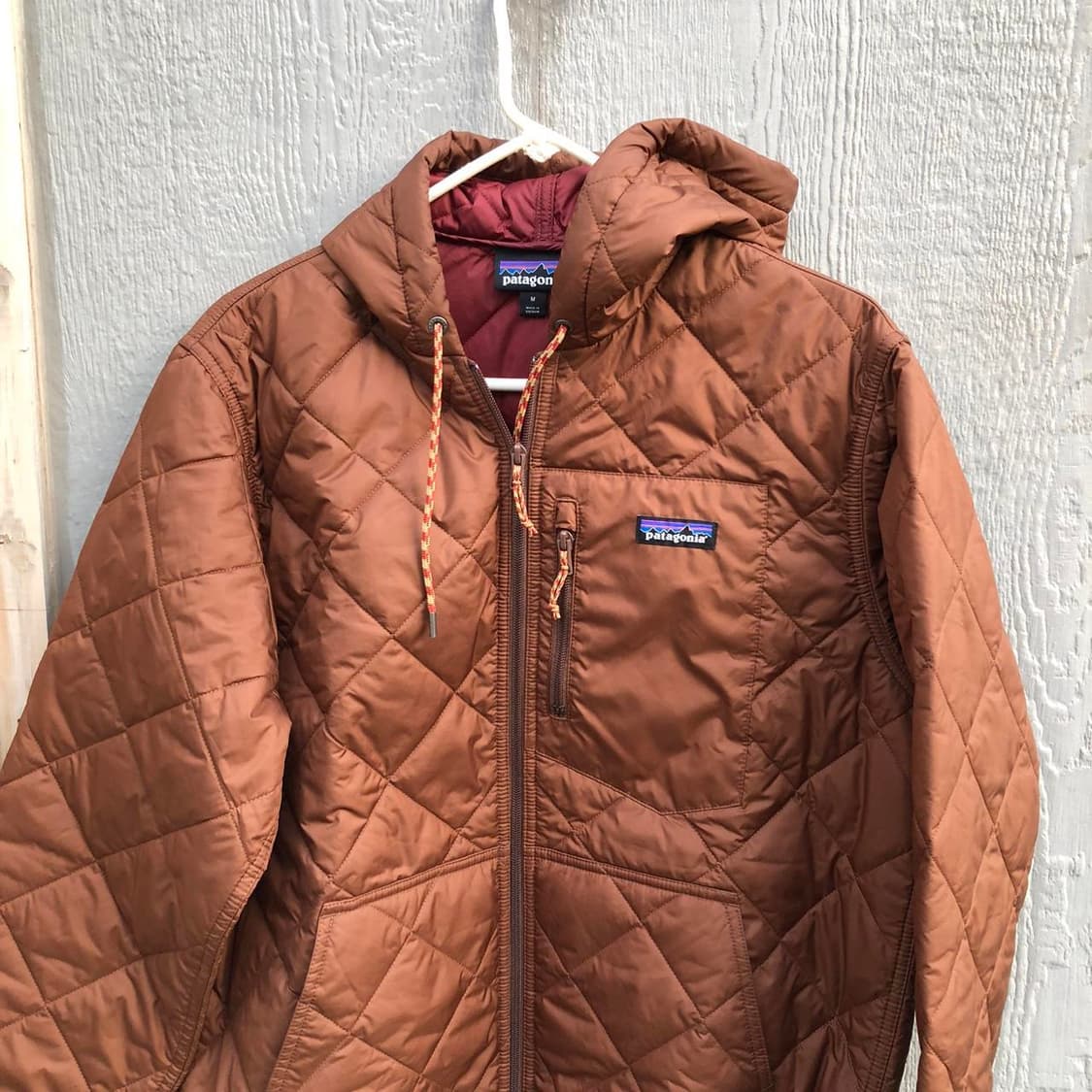 파타고니아 다이아몬드 퀼티드 경량패딩 브라운 상품이미지2