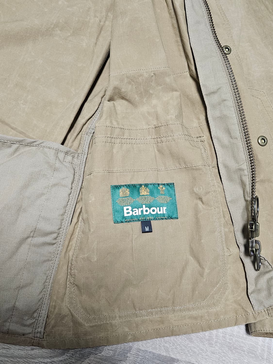 바버 우르슬라 자켓 판매합니다 상품이미지6