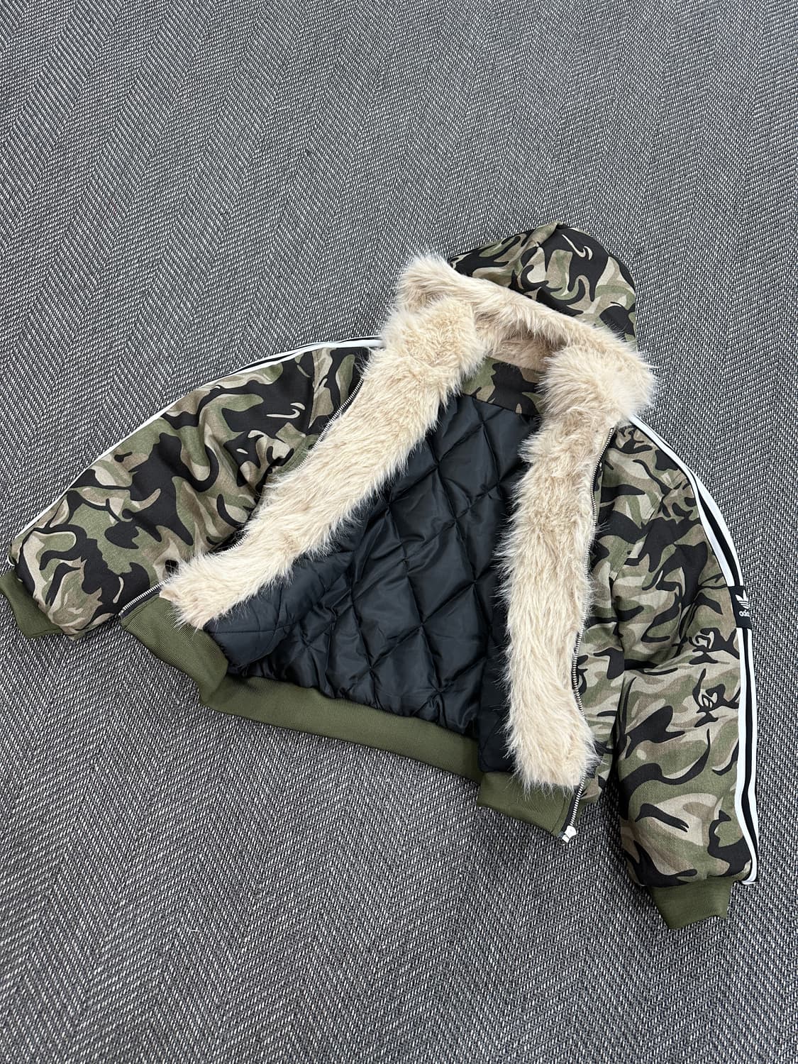 커스텀 카모 퍼 누빔패딩 상품이미지3