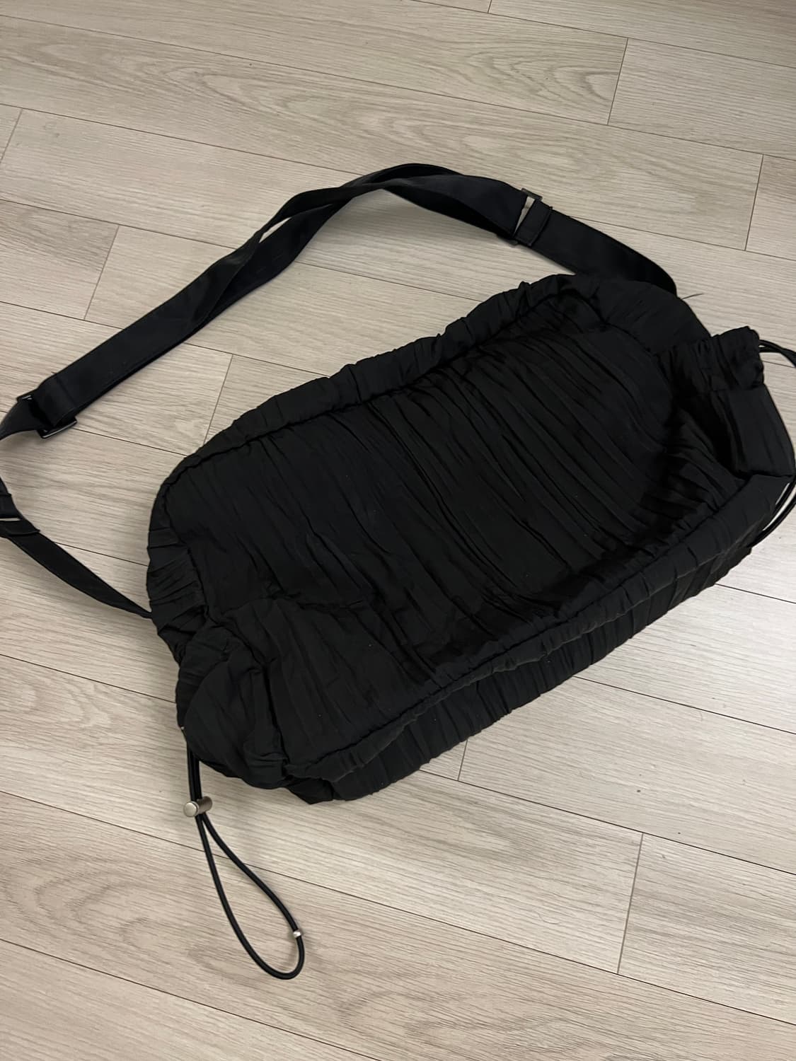 하아카이브 츠통령 플리츠 하이브리드 숄더 크로스백 상품이미지2