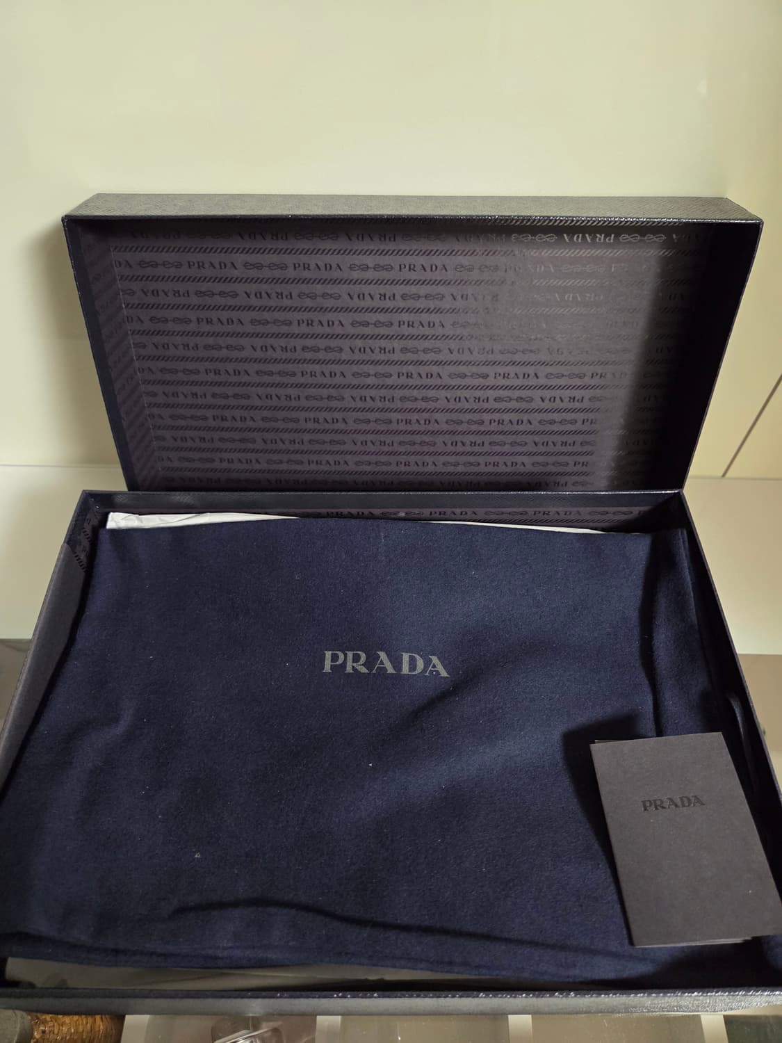 프라다 벨크로 스니커즈 블랙 상품이미지10