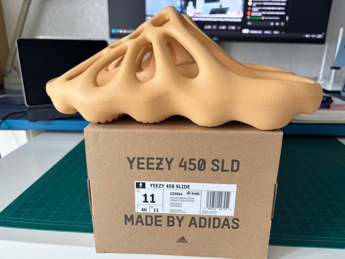 YEEZY Slide 450 상품이미지2