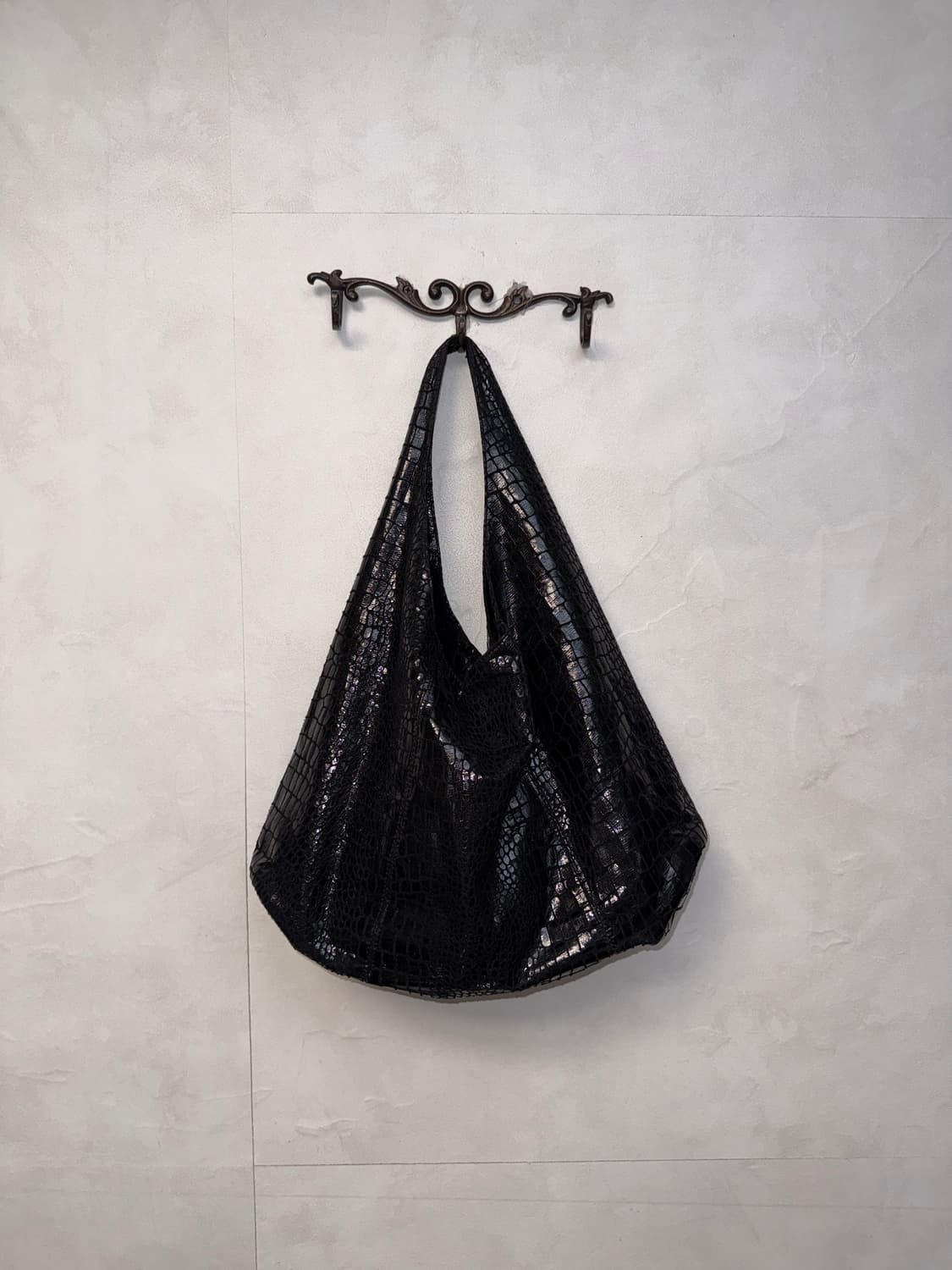 Black cracked python shopper bag  상품이미지4