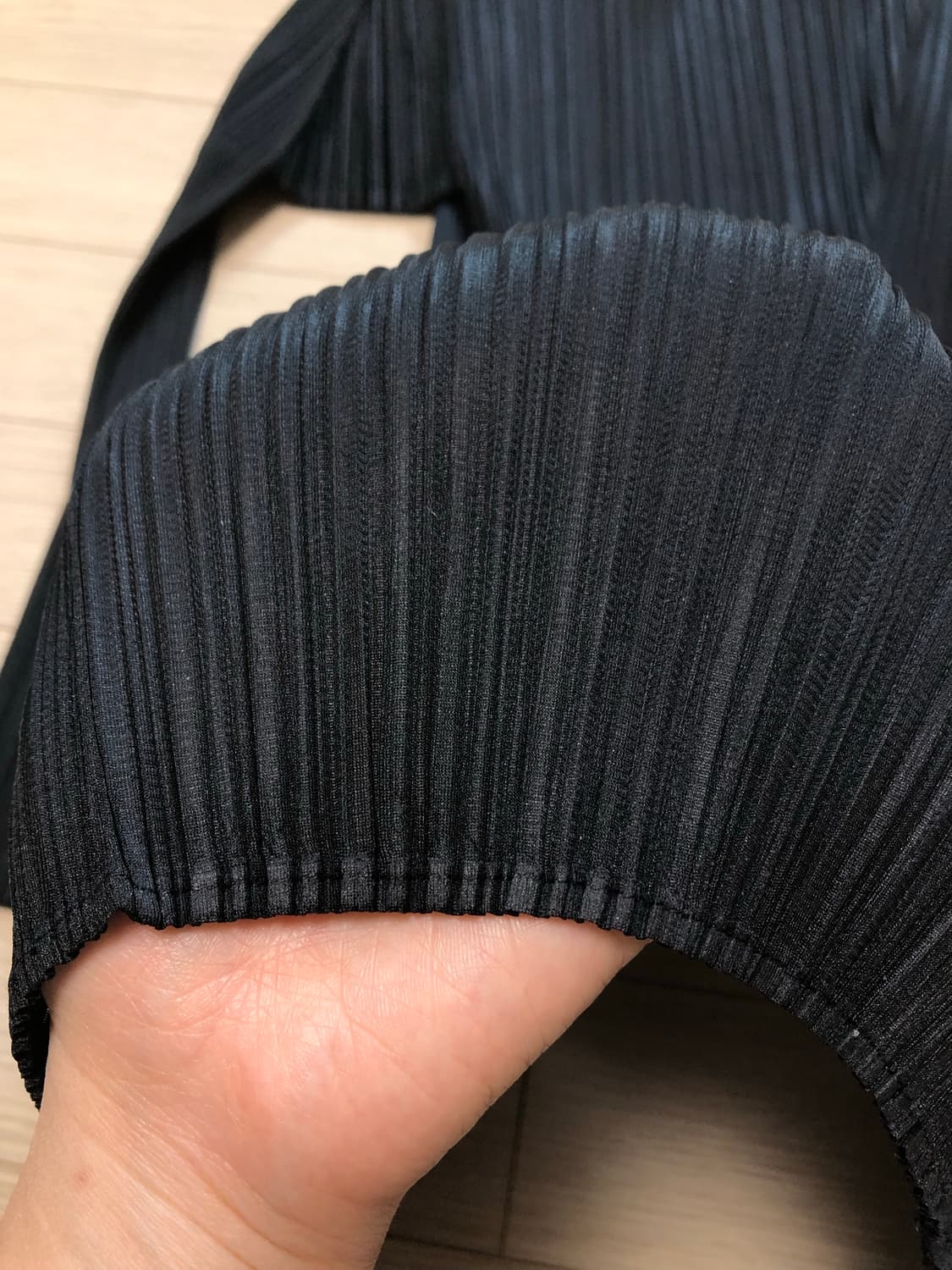 pleats please 플리츠플리즈 검정 노버튼 퍼프 롱 가디건 상품이미지10