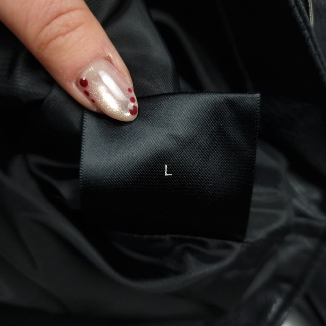 [드레스볼륨] 비건 레더 사선 라이더 자켓 블랙 M19127 상품이미지10