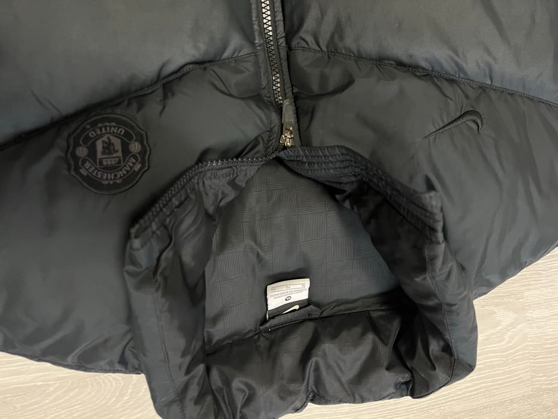 나이키 맨유 올블랙 패딩 110 상품이미지2