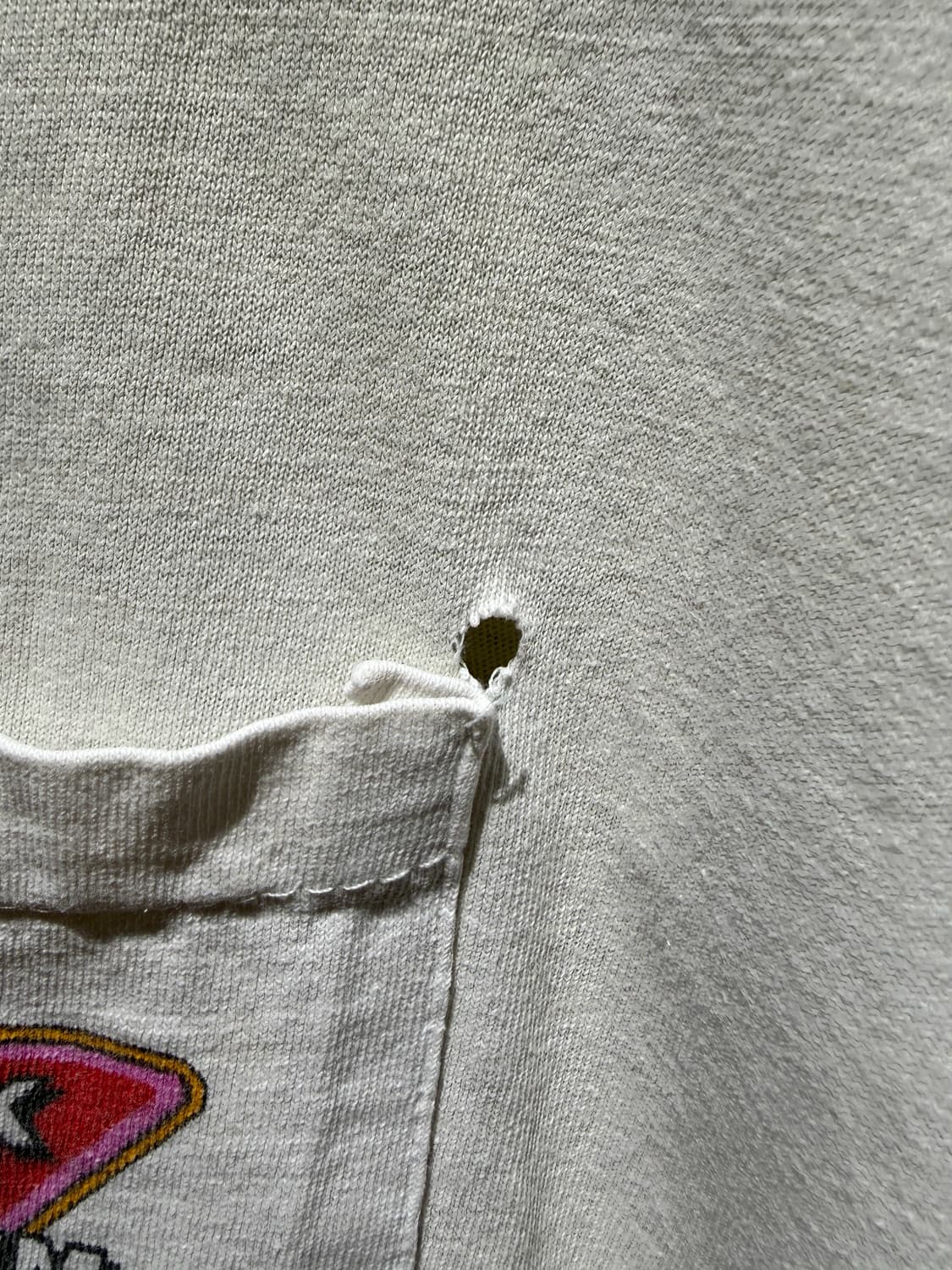 Bucks Cigarettes 90s 빈티지 포켓 티셔츠 상품이미지3