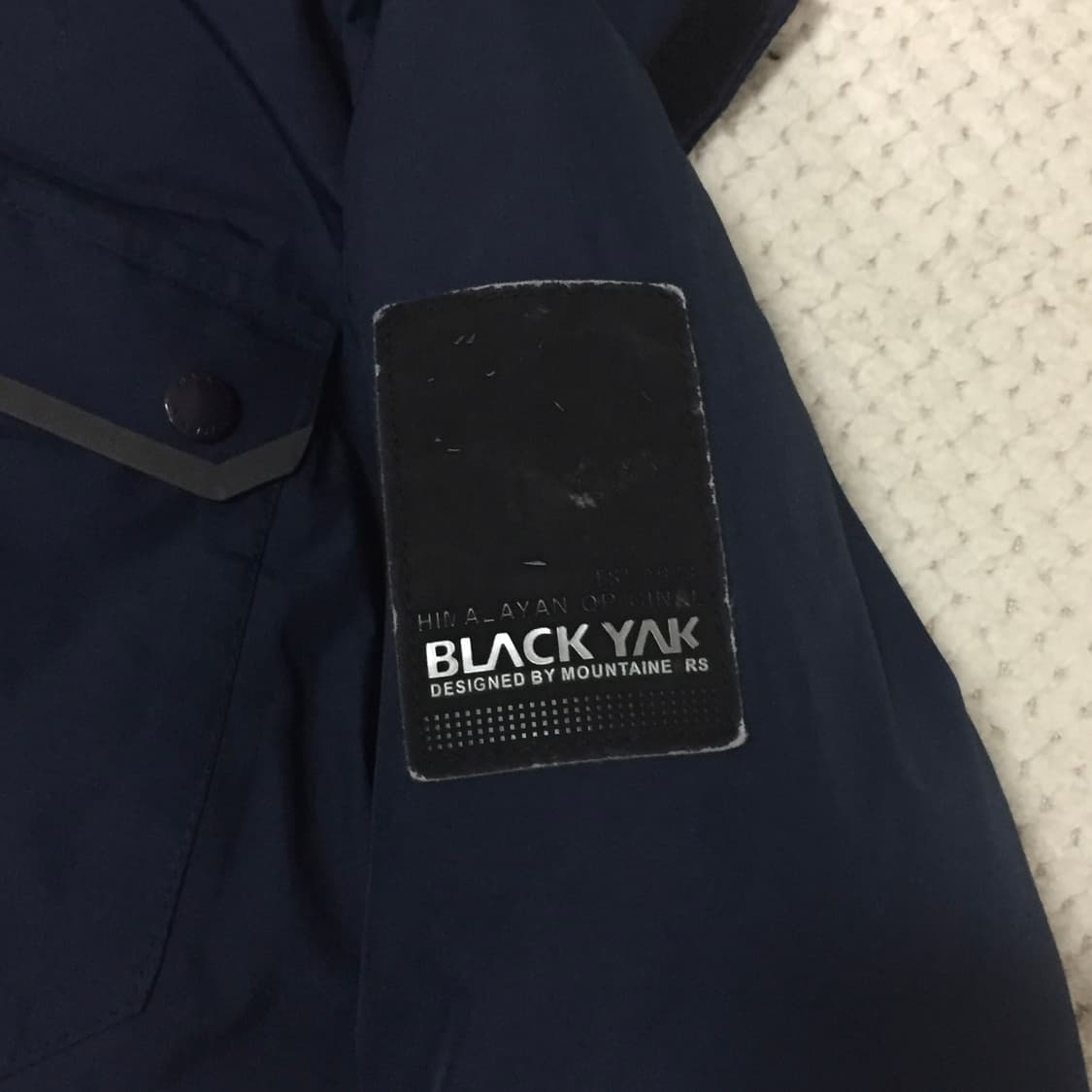 BLACK YAK GORE-TEX 블랙야크 고어텍스 덕다운 네이비 패딩  상품이미지3