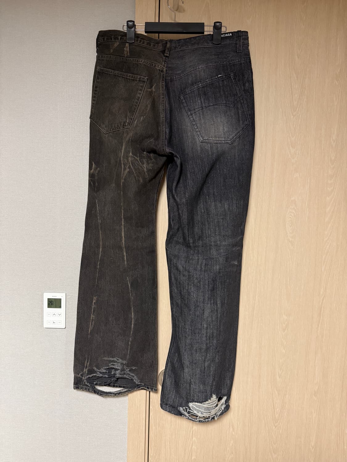 발렌시아가 피프티 피프티 팬츠 상품이미지2