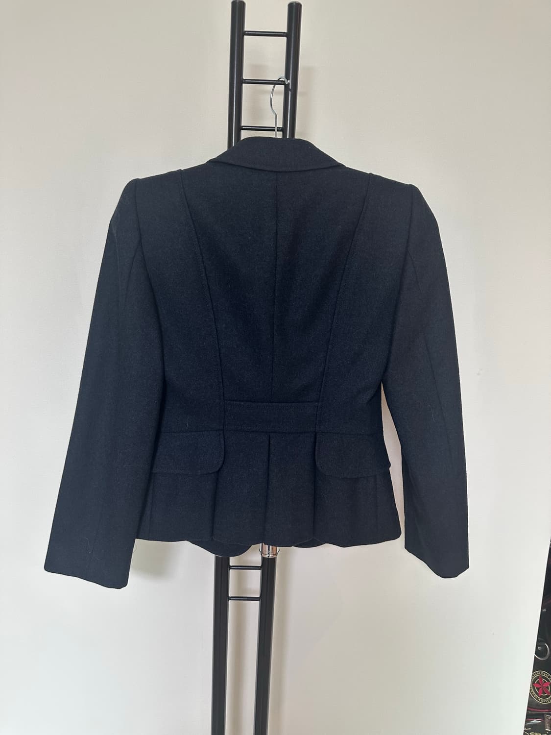 알마니 꼴레지오니  원버튼  울100%숏자켓 -40사이즈 상품이미지6