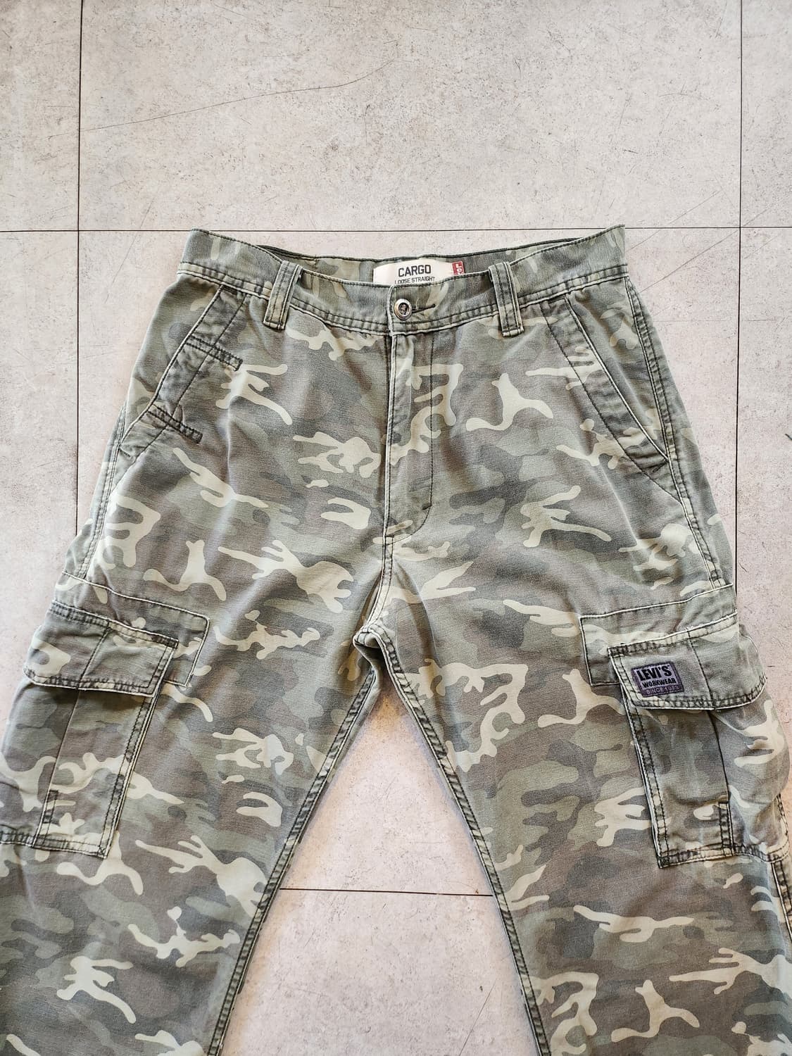 리바이스 카모 카고 팬츠 상품이미지2