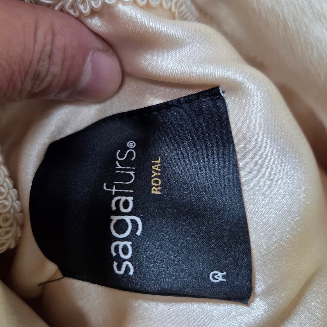 화이트 아이보리 밍크 코트 상품이미지4