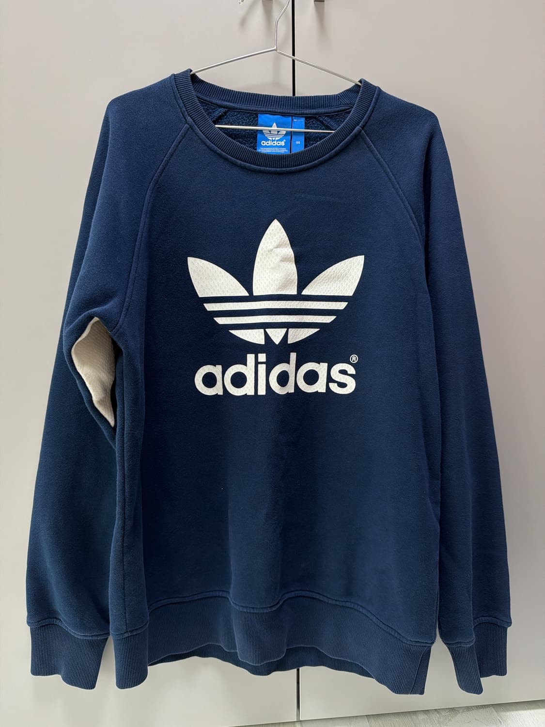 아디다스 맨투맨 상품이미지1