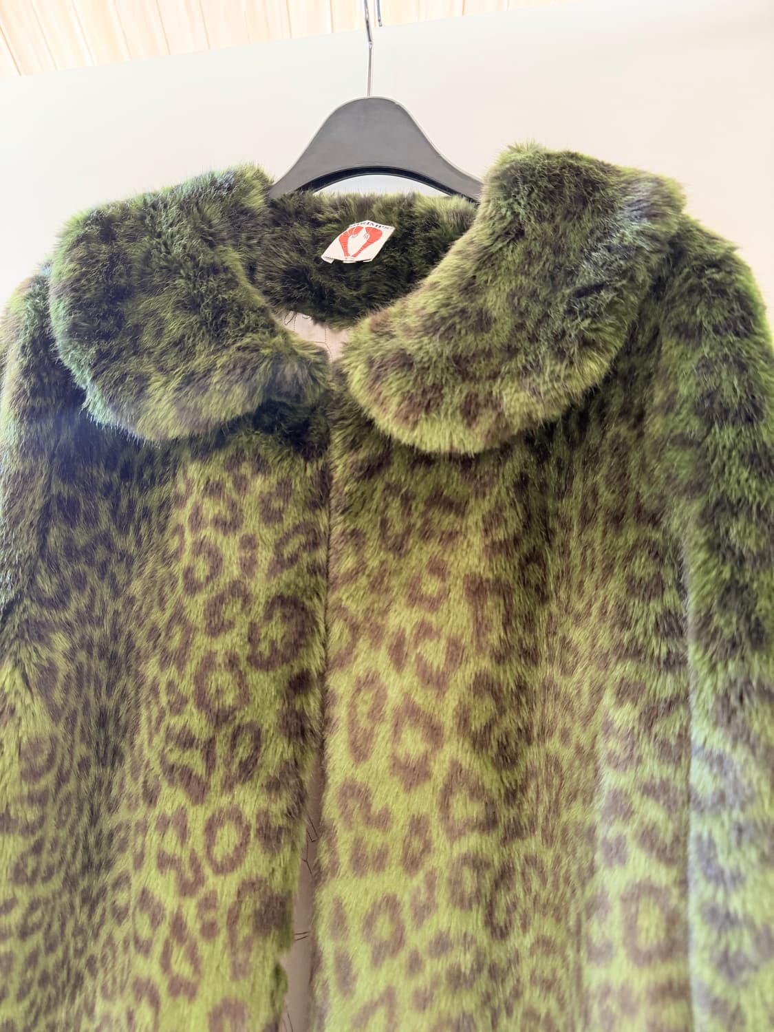 쉬림프 페이크퍼 코트 상품이미지2