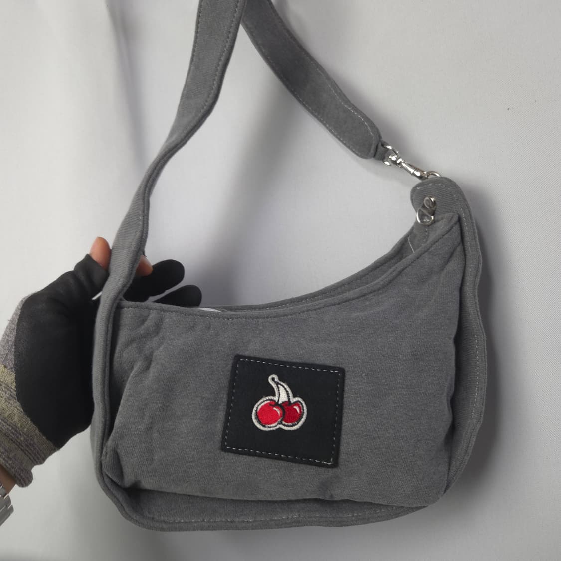 캘리즈X 키르시 숄더백 회색 그레이 상품이미지5