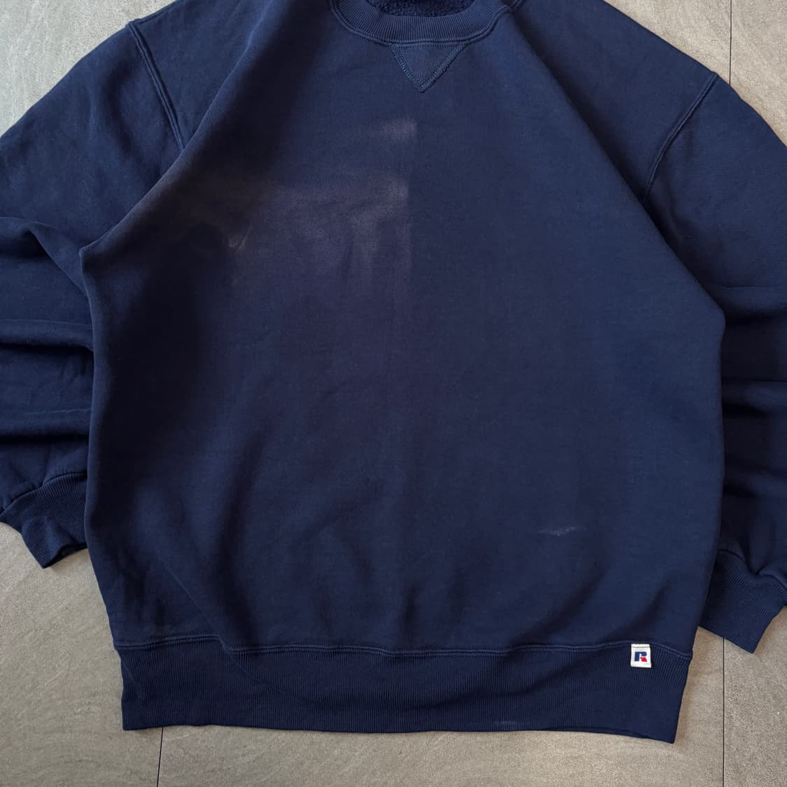 90년대 미국 생산 러셀 블랭크 썬 페이딩 네이비 스웻셔츠  상품이미지4