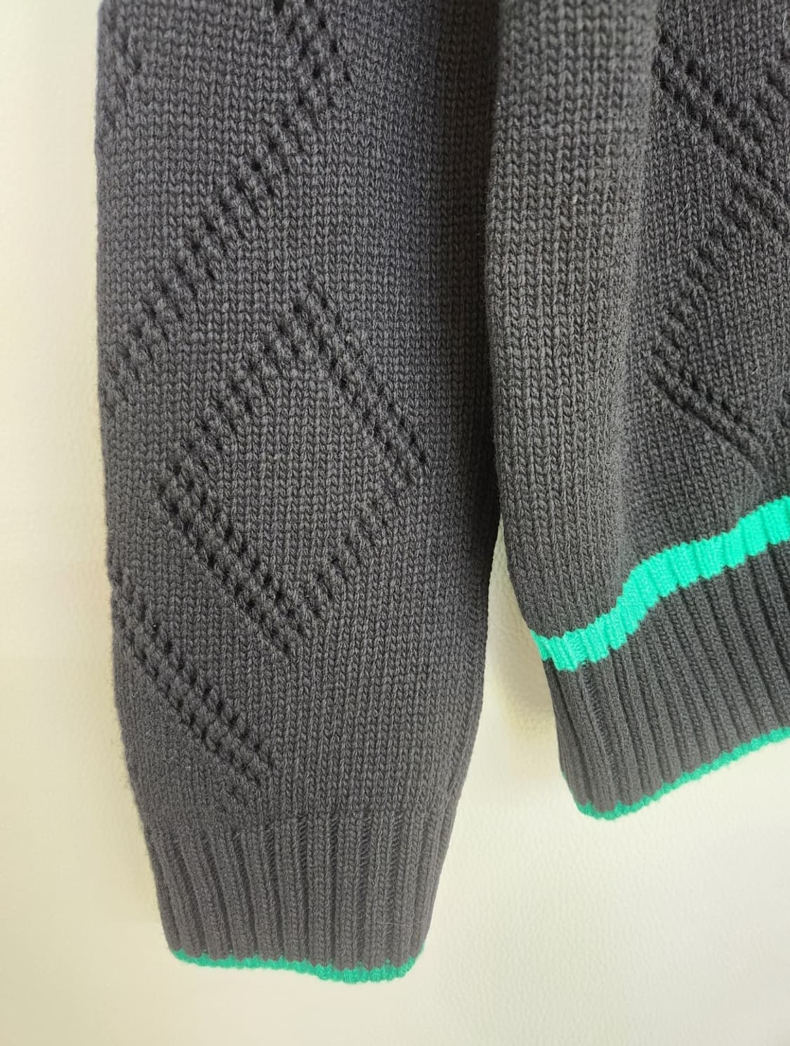 헤지스 라인배색 캐시미어혼방 울니트 가디건 66사이즈 상품이미지8