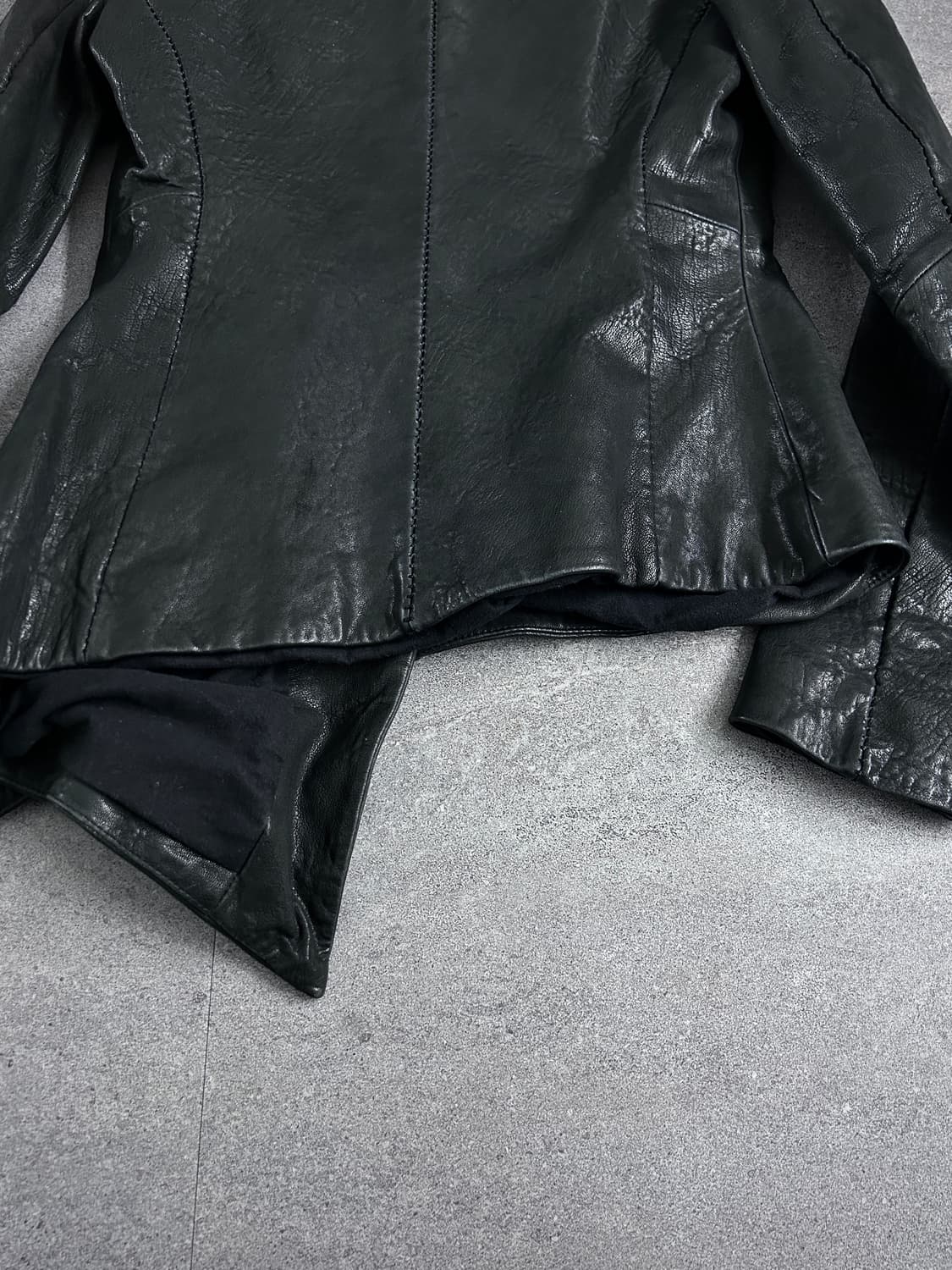 마스나다 사선 하이넥 비대칭 램스킨 자켓 상품이미지9