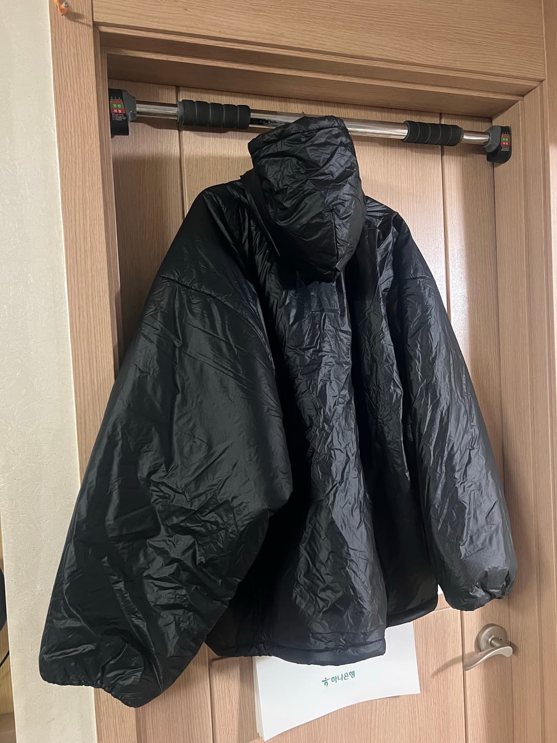 이지갭 yzy gap 발렌시아가 패티드후디 퍼퍼 파카 블랙 L  상품이미지2