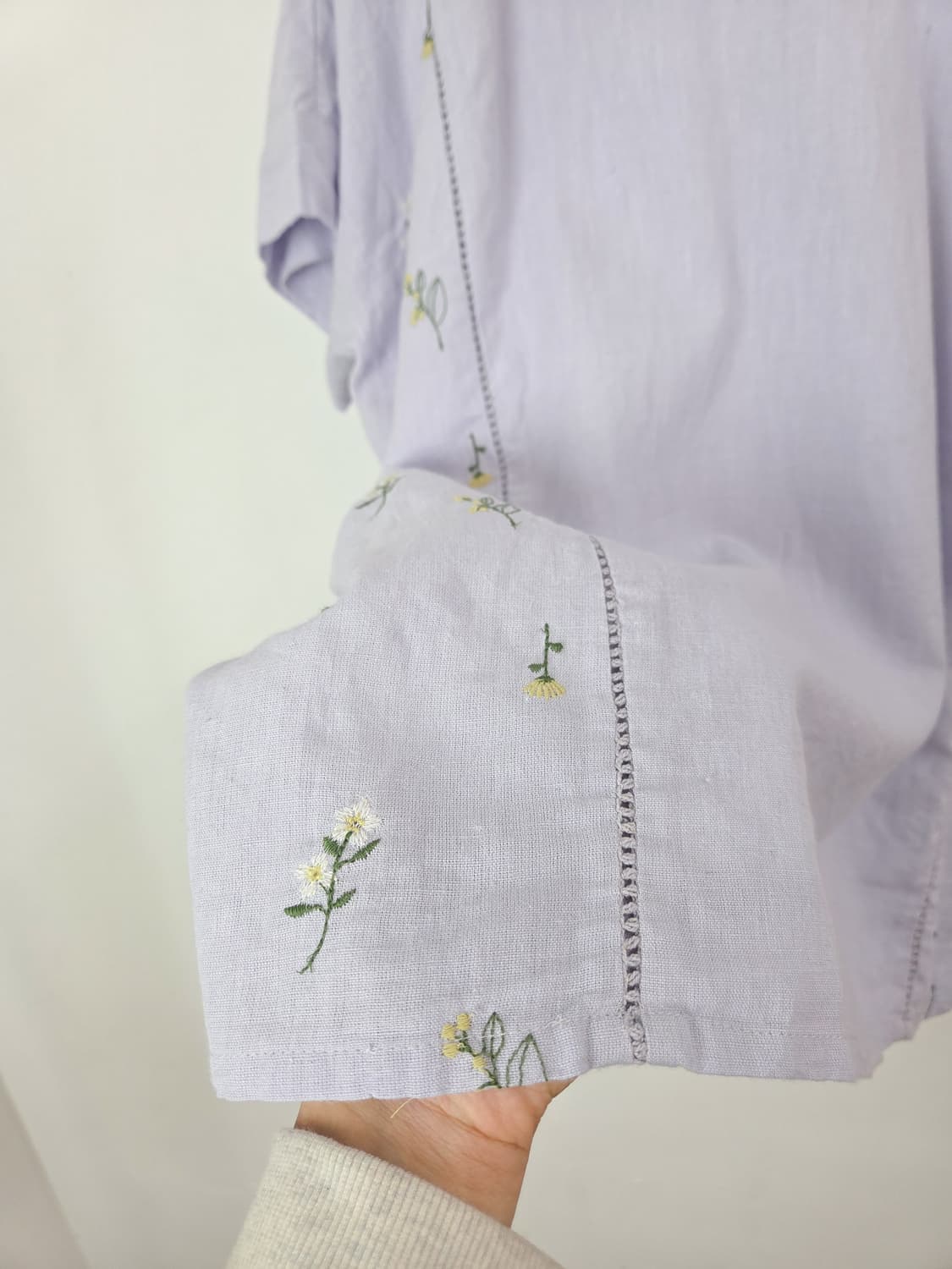 연보라 꽃자수 블라우스 상품이미지3