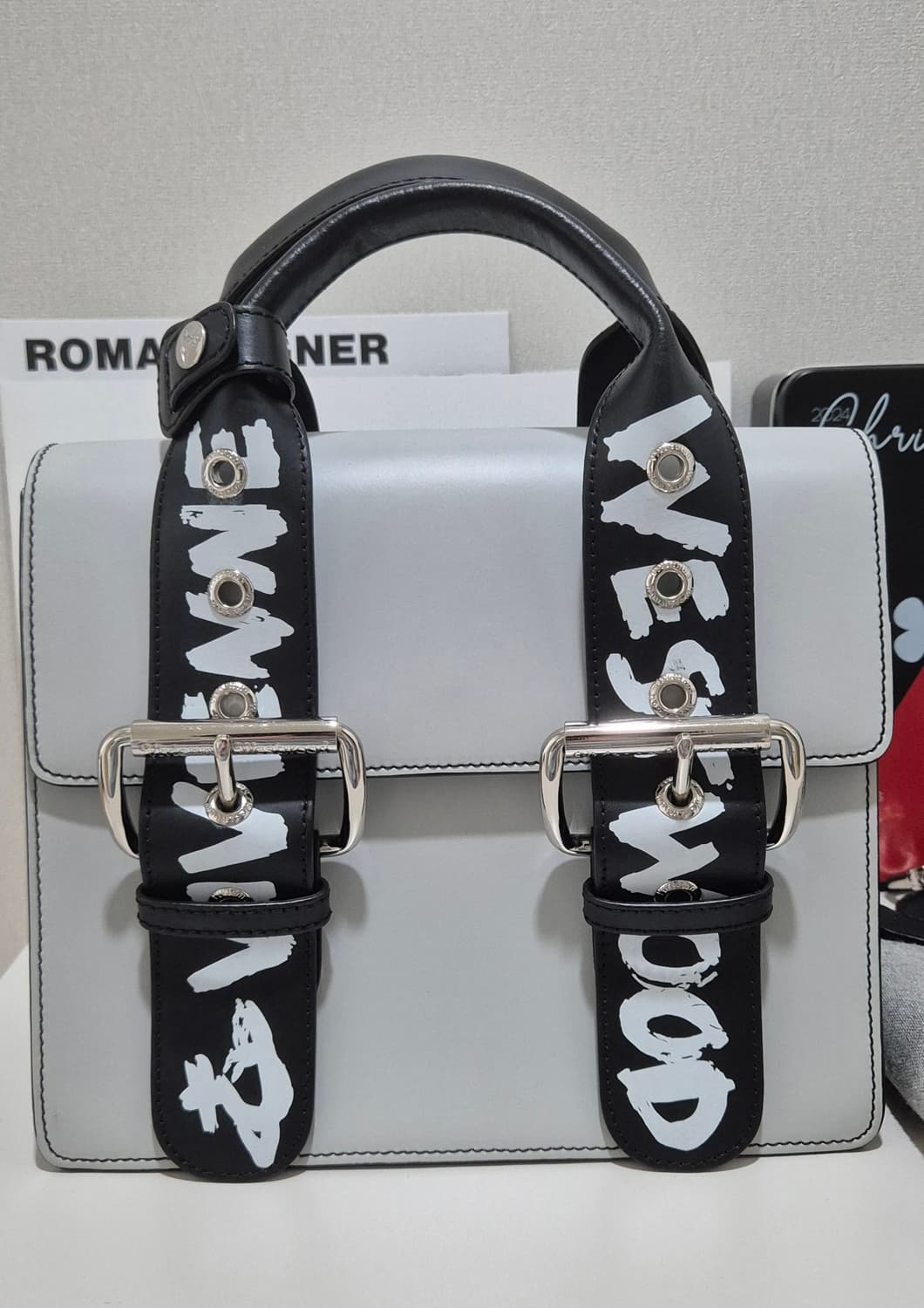 비비안웨스트우드 알렉스 미디움 백 (스트랩, 더스트백 포함) 상품이미지3