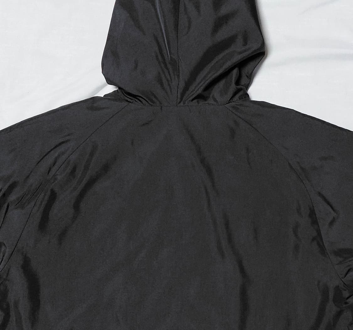 [L] 엄브로 x 데상트 올드스쿨 네온 컬러 블록 바람막이 상품이미지8