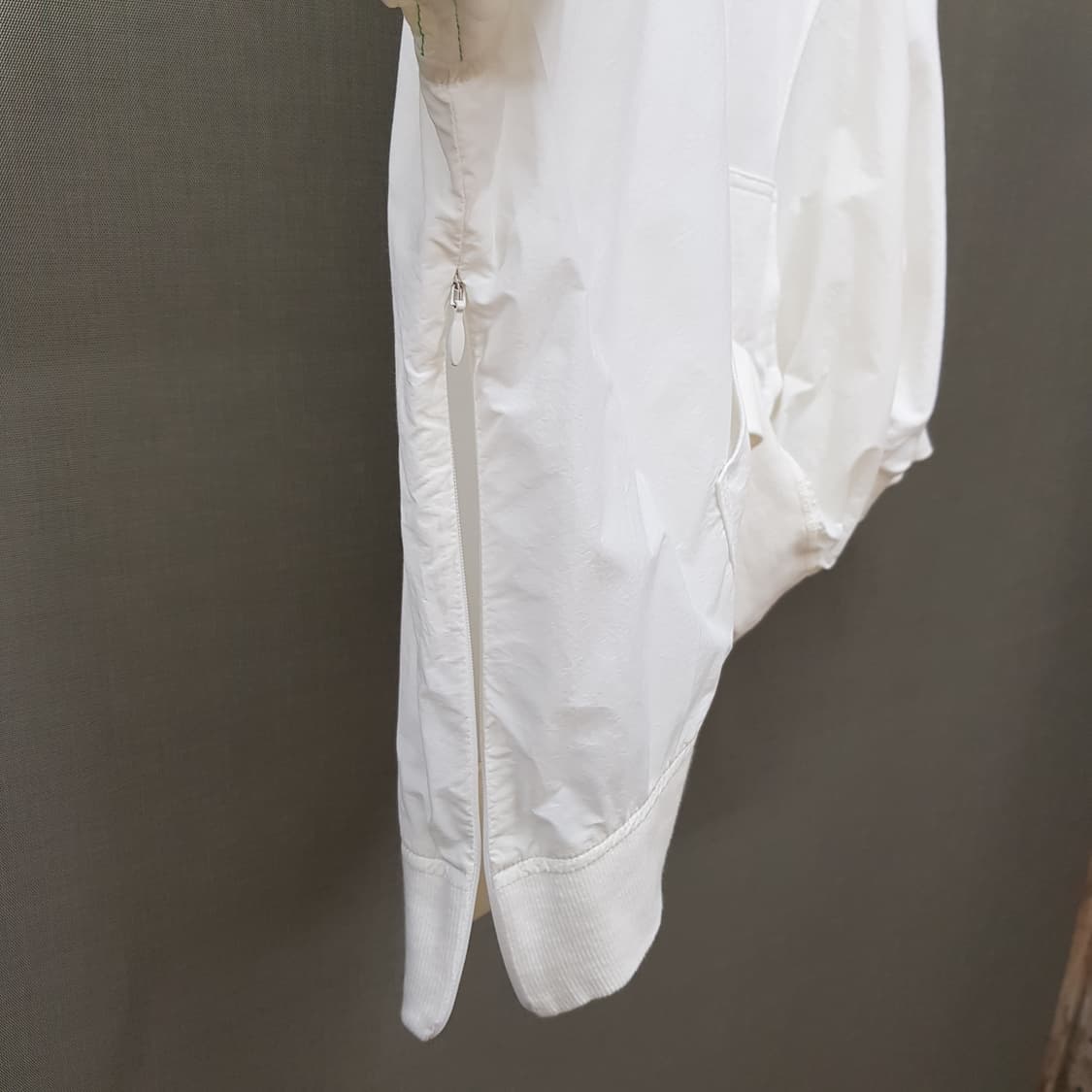 한섬 시스템 2021 자수 그래픽 루즈핏  티셔츠 F사이즈 상품이미지5