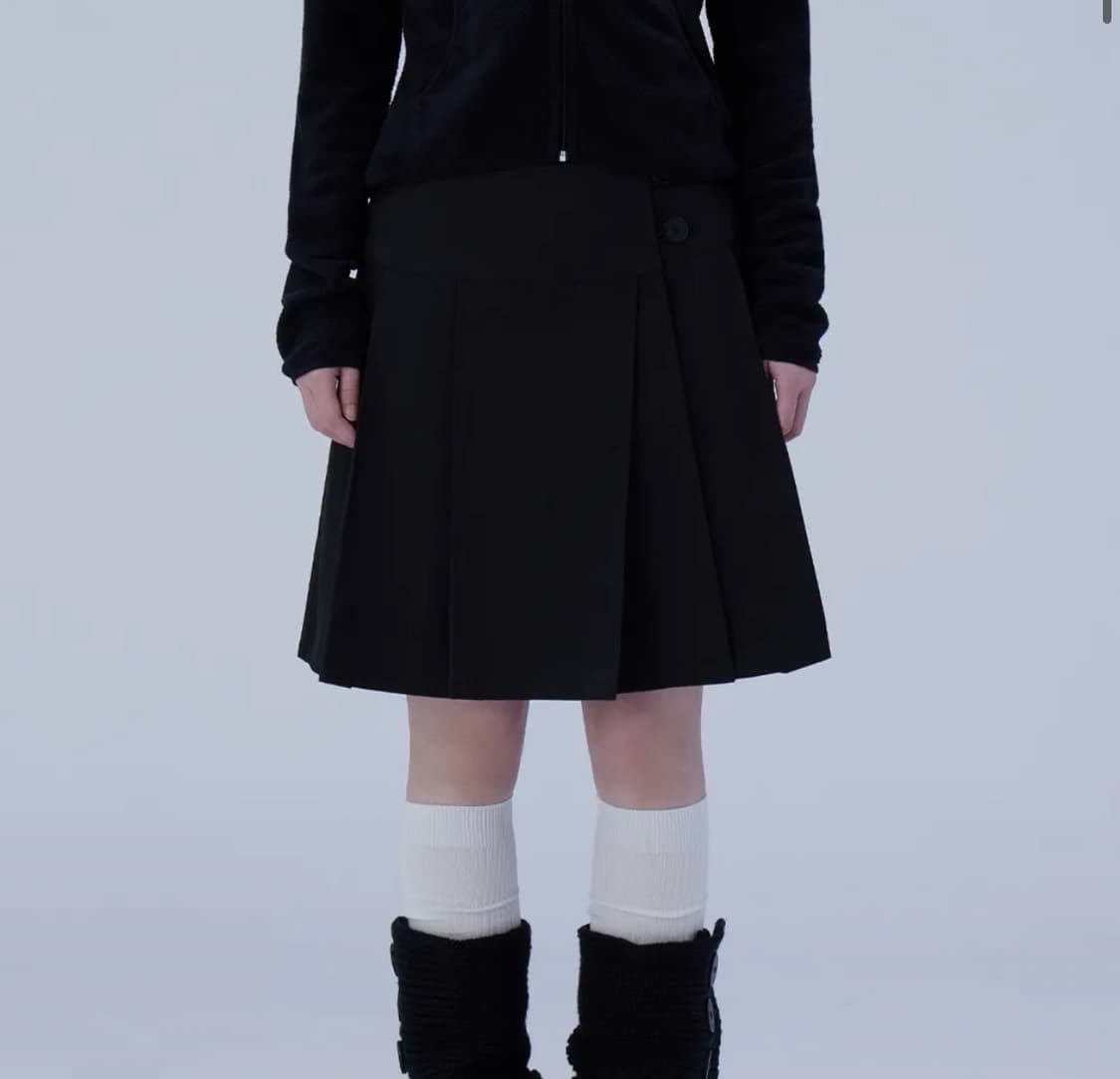 미세키서울 미디 랩 스커트 블랙 상품이미지2