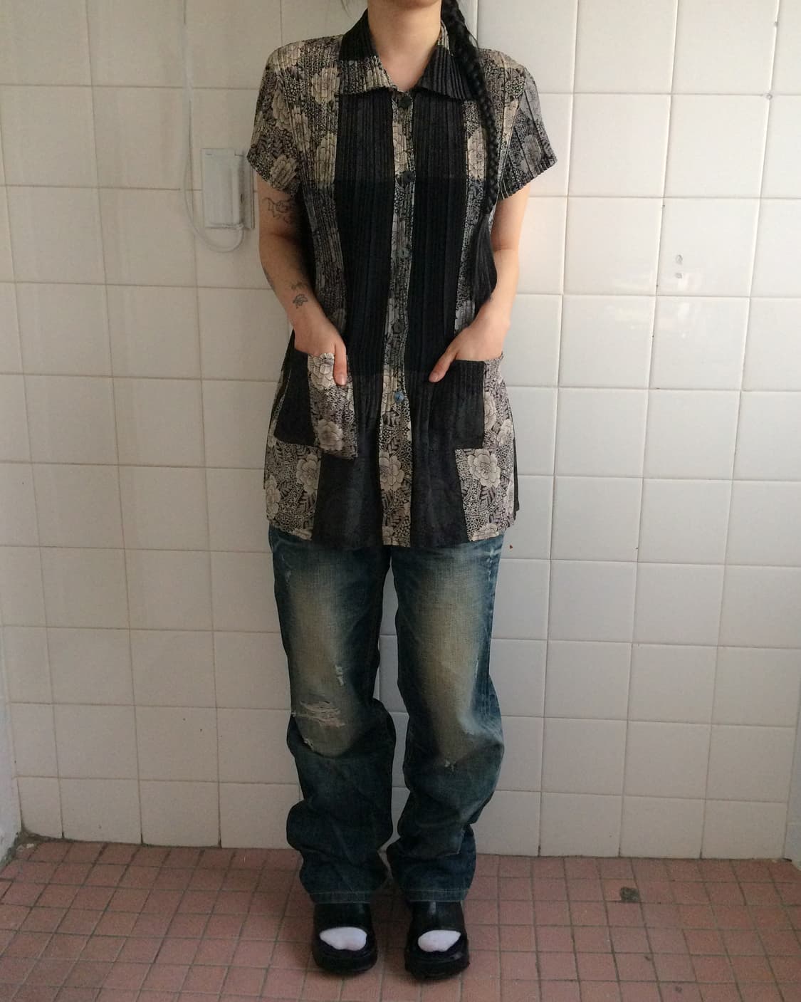 Flower pattern pleats shirt 상품이미지1