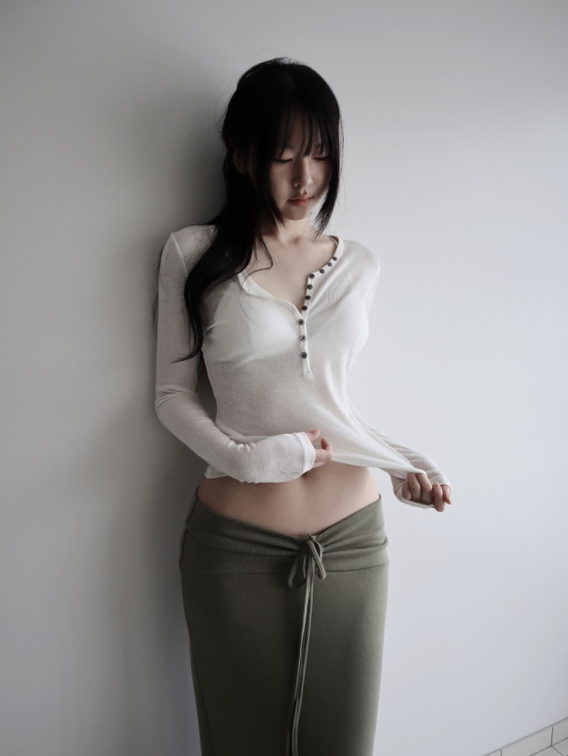 울30 텐셀 슬림핏 t shirt (아이보리/그레이) 상품이미지3