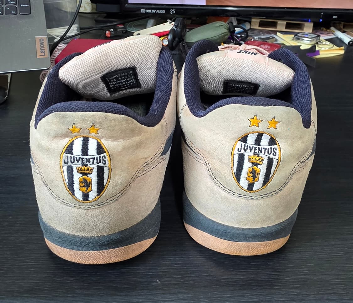 나이키 에어 모건x유벤투스  295mm (사이즈감 285) 상품이미지1