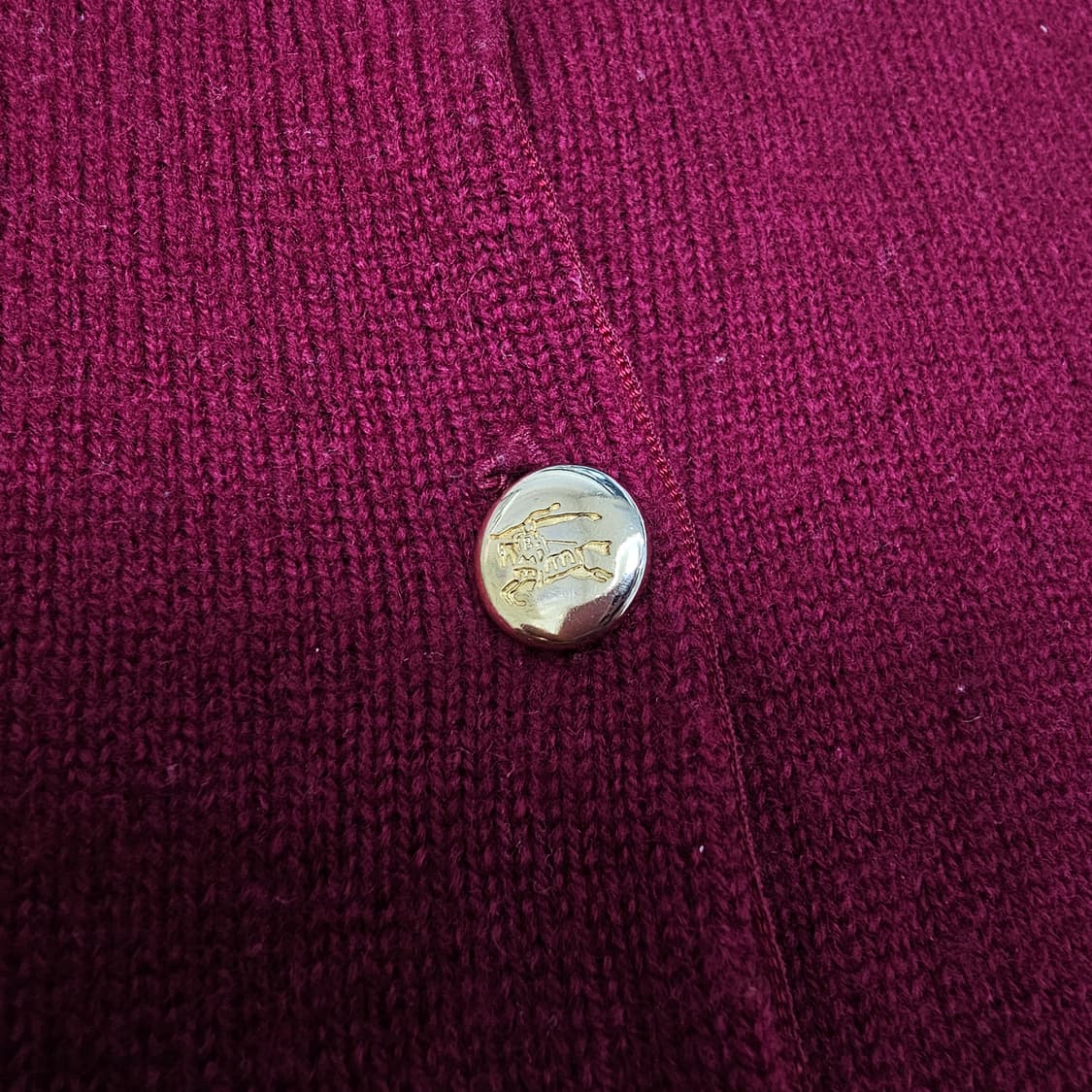 40 버버리 빈티지 램스울 금장 가디건 상품이미지3