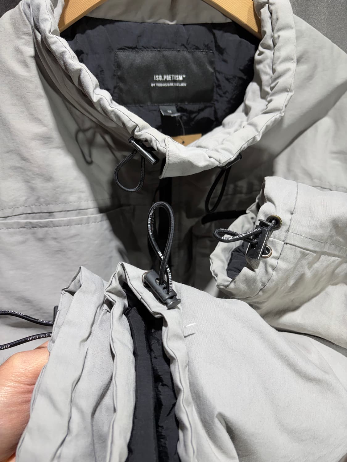 M ISO.POETISM 오버포켓 스트링 나일론 봄버 상품이미지5