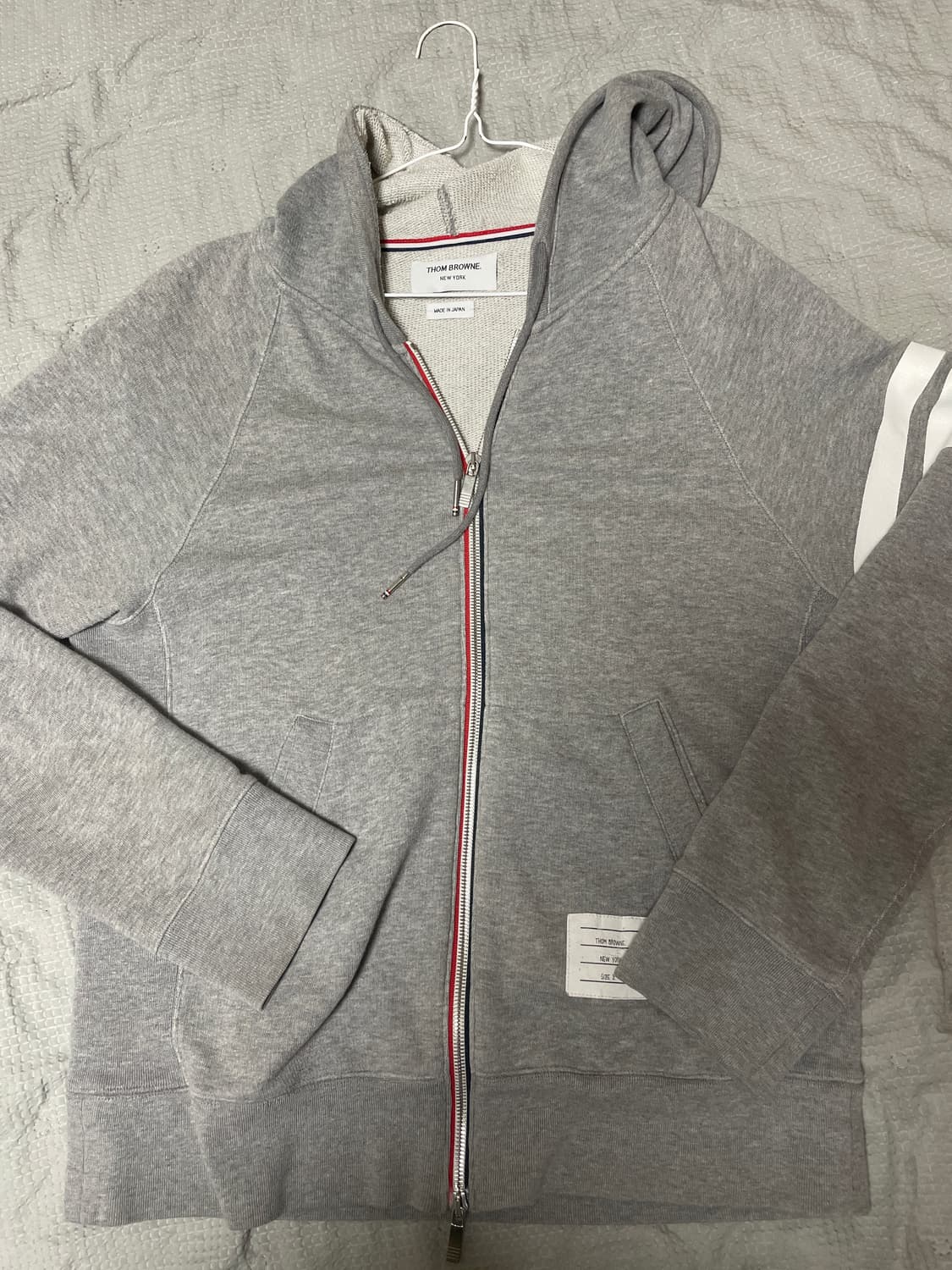 톰브라운 후드집업 상품이미지2