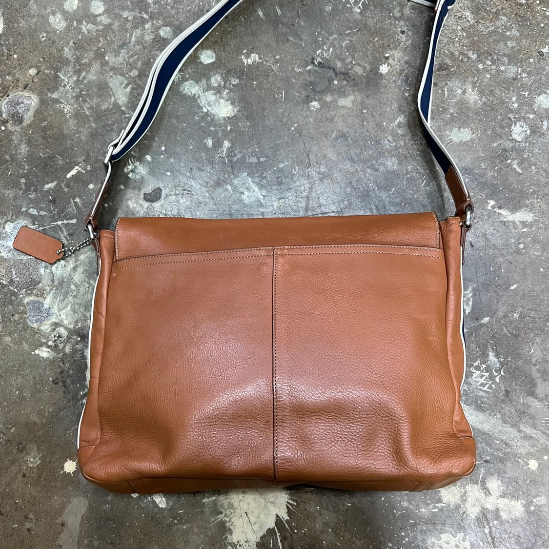 코치 카멜 브라운 가죽 크로스백 메신저백 가방 상품이미지4