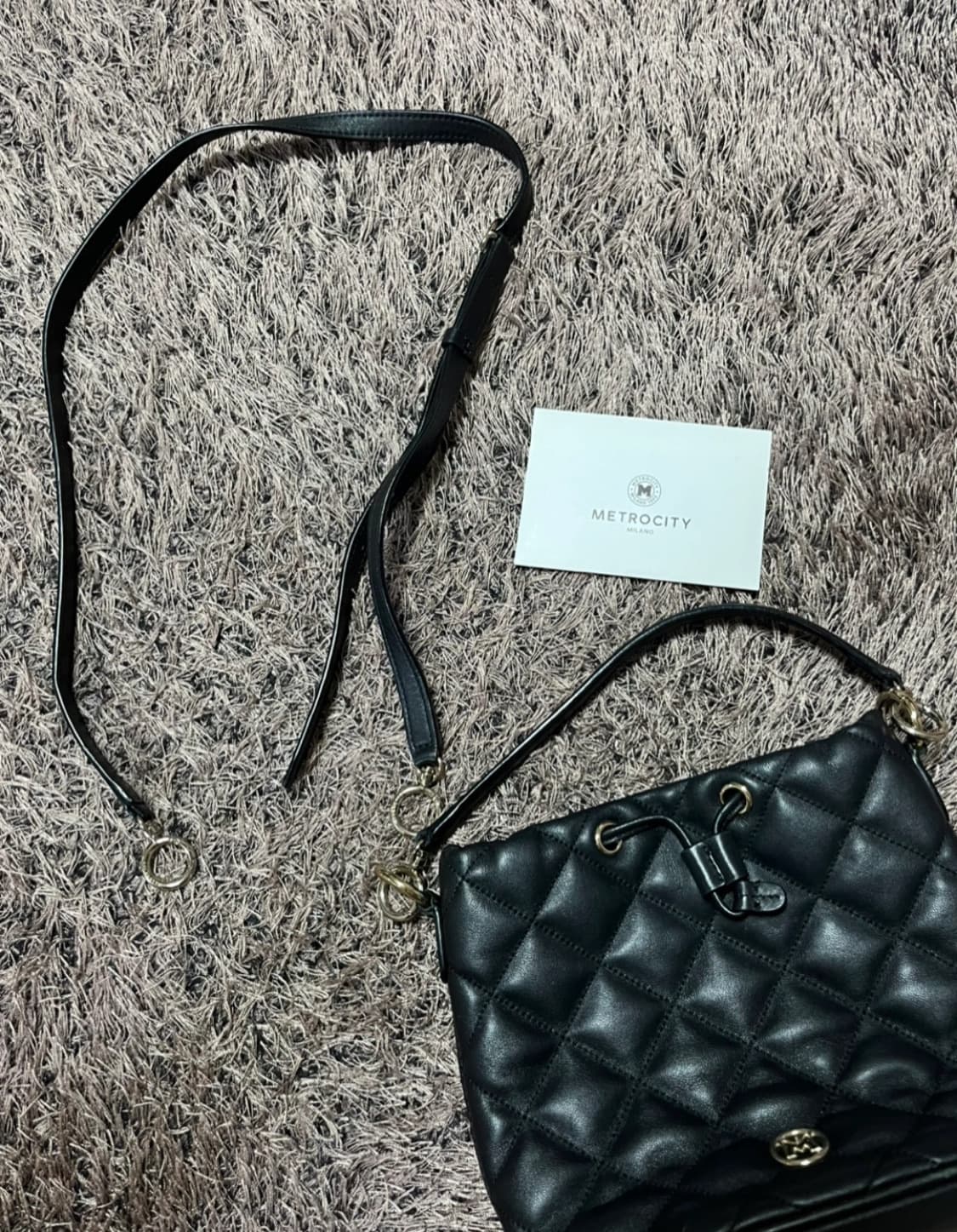 매트로시티 퀄팅 숄더백 상품이미지1